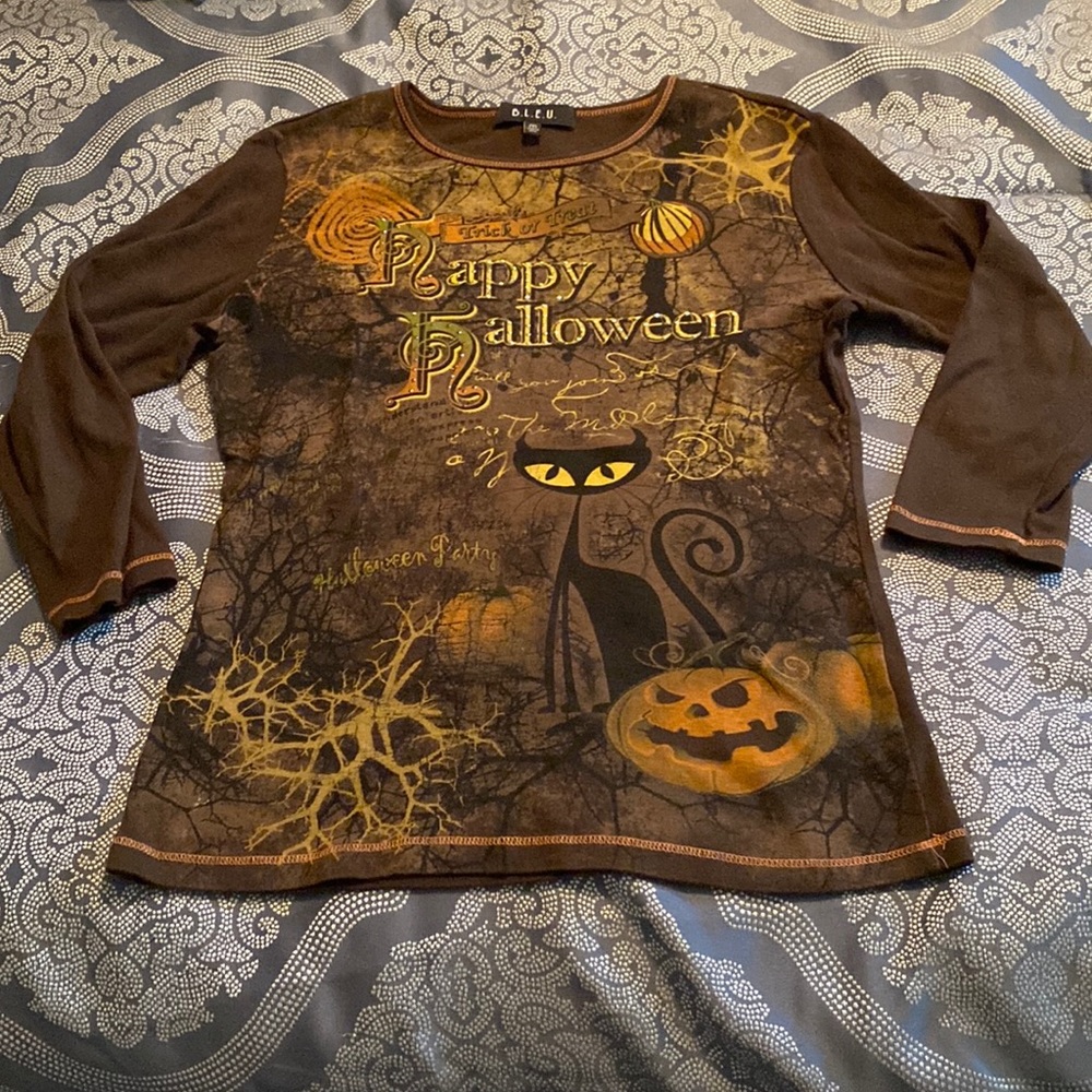 Good Condition Bleu Halloween Shirt